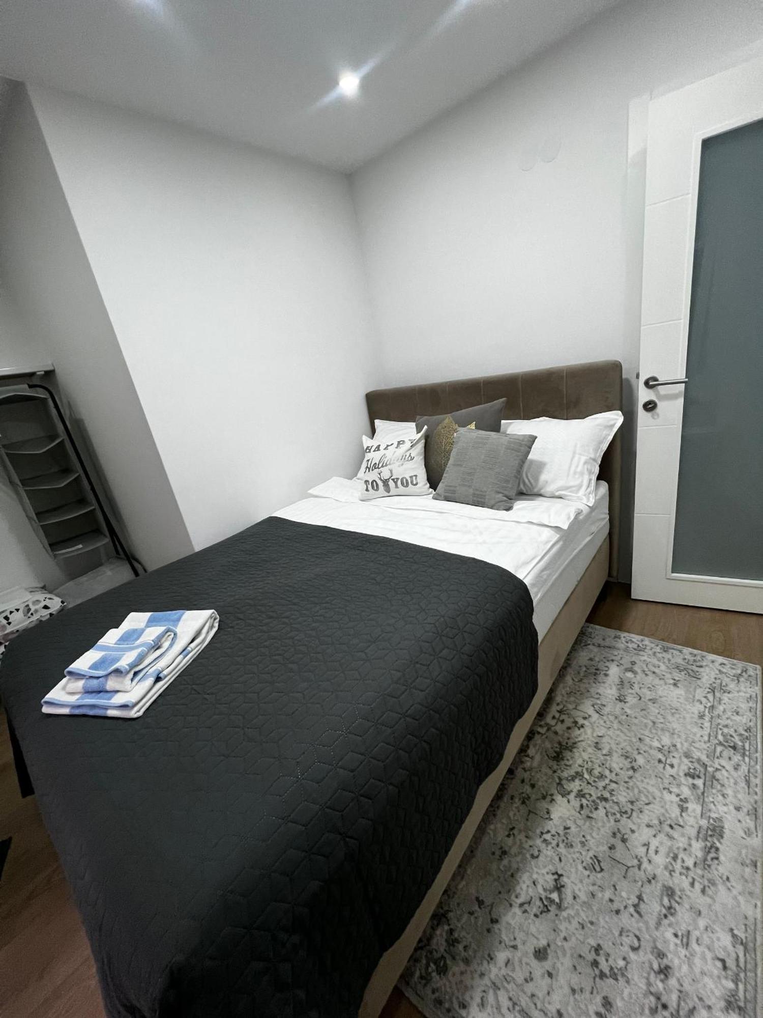 No1 Lux Apartment In Heart Of 塞拉耶佛 外观 照片